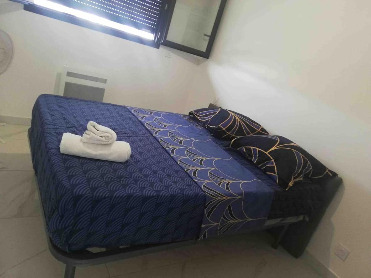 Neuf + Piscine Appartement